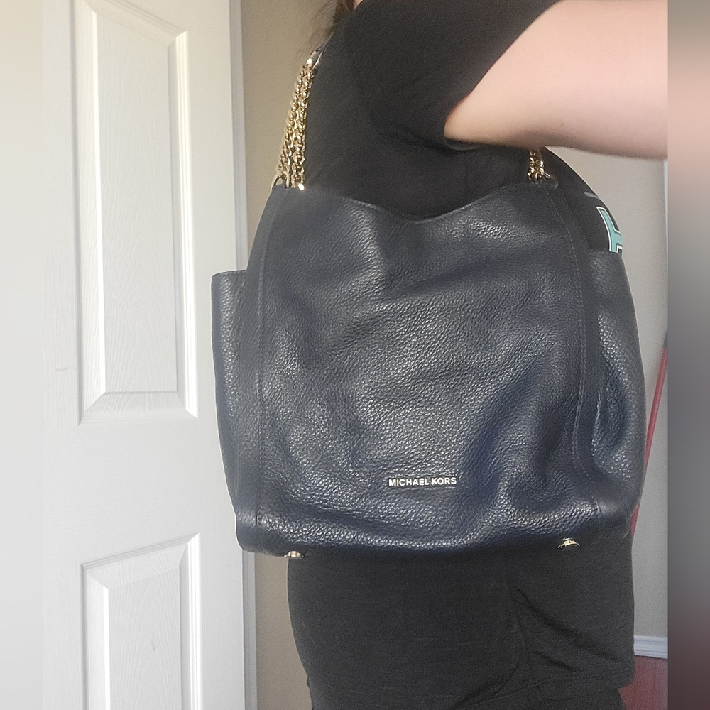 Michael Kors Newbury Shoulder Bag